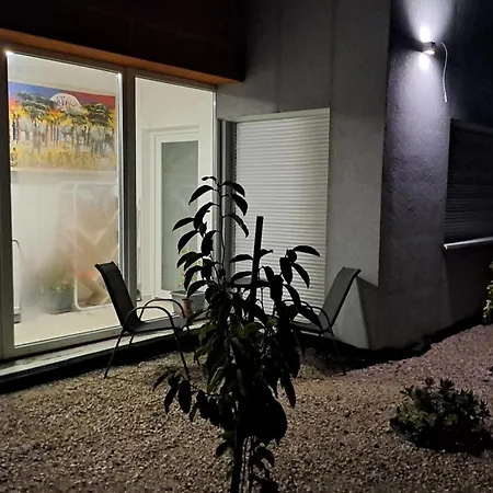 Διαμέρισμα Kerekhegyi Voelgyhaz Appartman Szekszárd